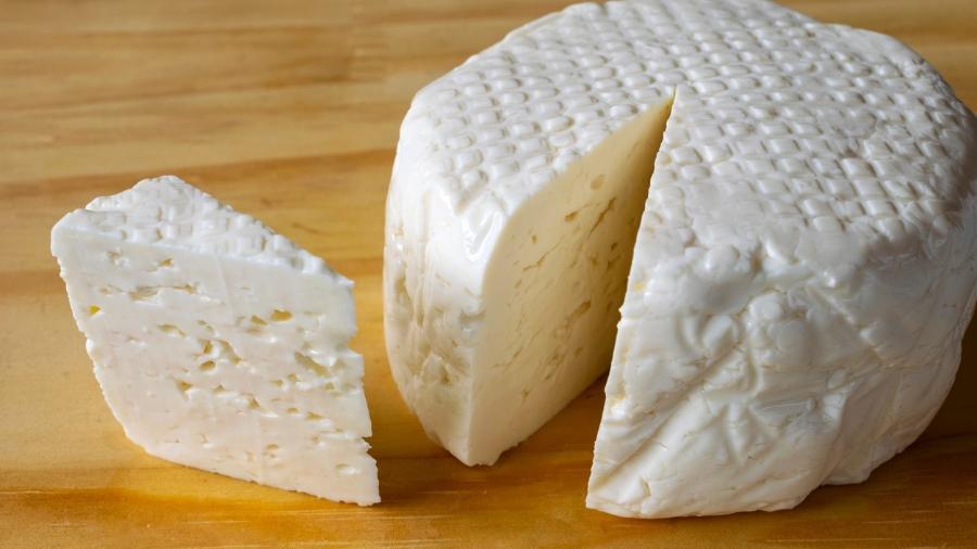 Queijo Minas Frescal (Aprox 450g) - Minas Frescal Cheese (Approx 450g)